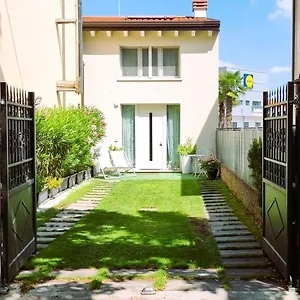 Joy - Luxury Verona